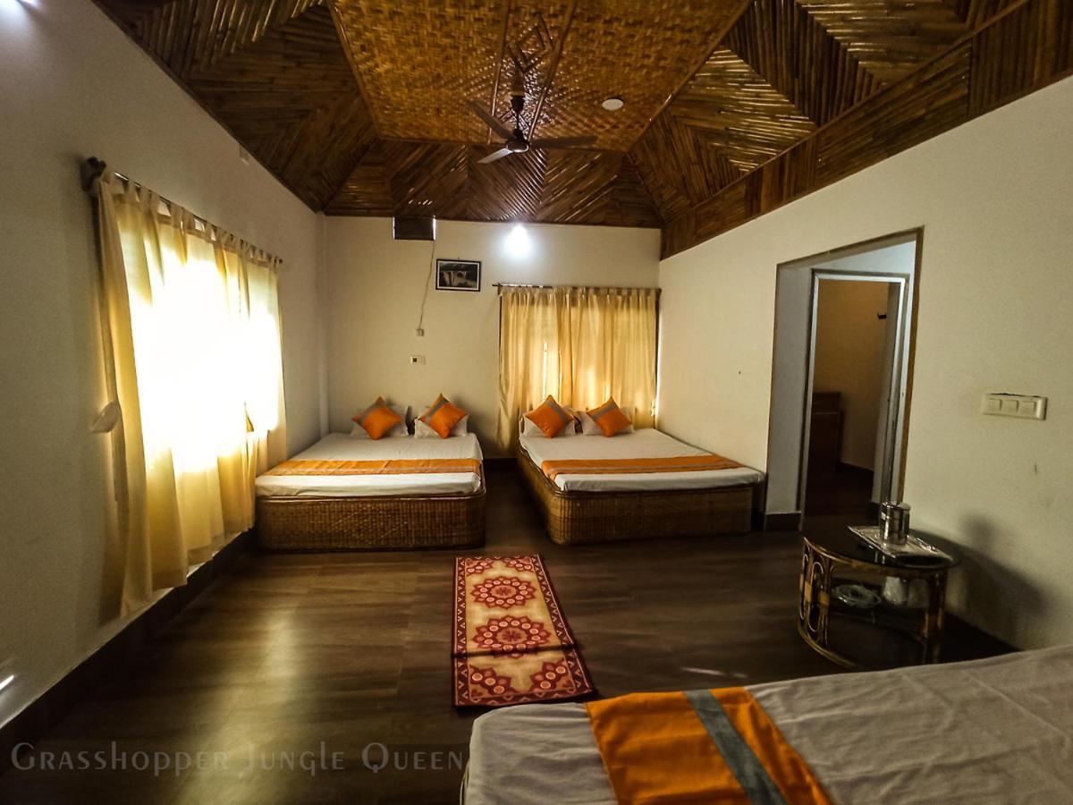 Grasshopper Jungle Queen Resort Chālsa 外观 照片